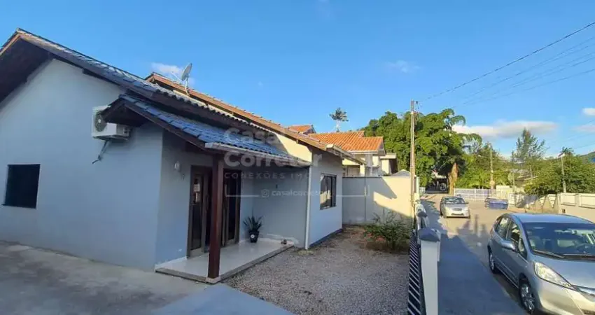 Casa com 3 quartos à venda no Limoeiro, Brusque 