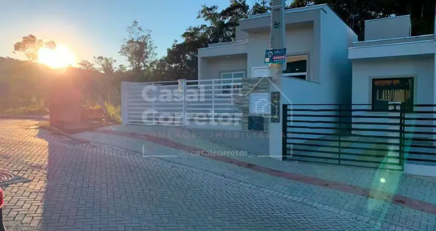 Casa com 3 quartos à venda no Primeiro de Maio, Brusque 