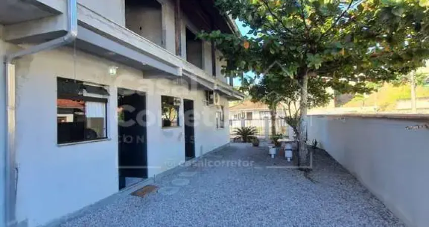 Casa com 7 quartos à venda no Santa Terezinha, Brusque