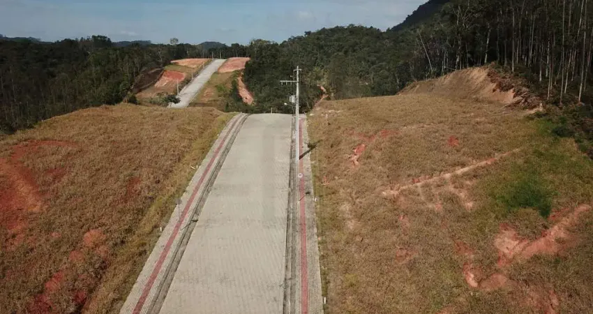 Terreno à venda em Aimoré, Guabiruba 