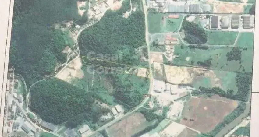 Terreno à venda no Bateas, Brusque