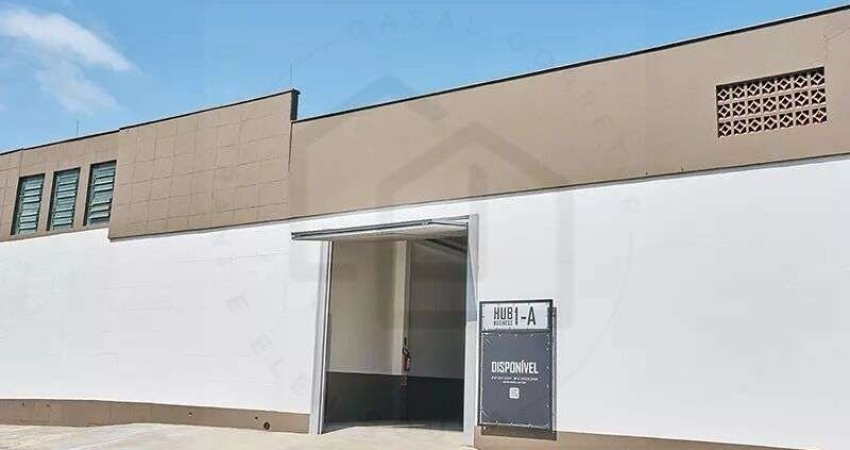 GALPÃO INDUSTRIAL AMPLO E COM PÉ DIREITO ALTO, PRÓXIMO AO CENTRO DE BRUSQUE