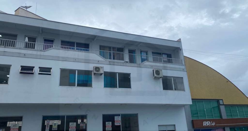 Casa comercial para alugar no Centro I, Brusque 