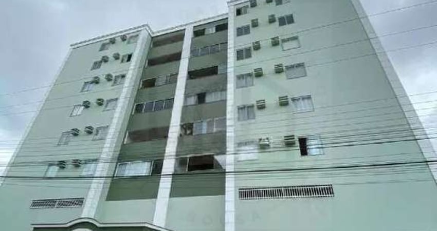 Apartamento com dois dormitórios no bairro Santa Rita