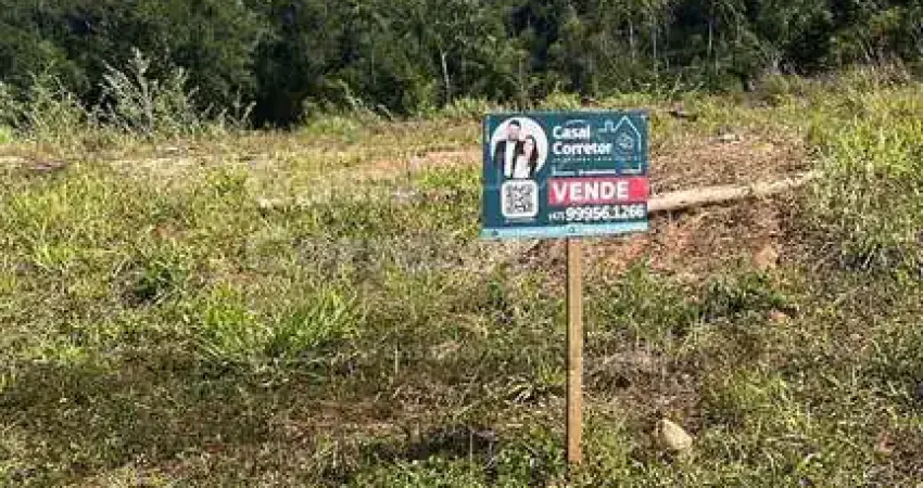 Terreno à venda no Bateas, Brusque 