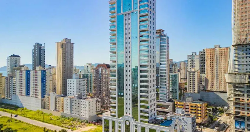 Apartamento com 4 quartos à venda na Rua 207, 5933, Meia Praia, Itapema