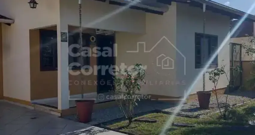 Casa de 254m² com 4 dormitórios sendo uma 1 no loteamento azaleia