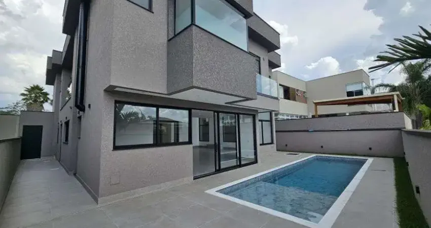 Linda Casa à Venda no Gênesis 1 - 478,85 m² de Terreno | 452 m² de Área Construída com Piscina