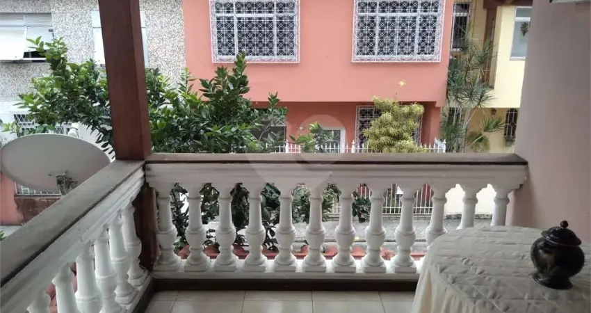 Casa de vila à venda com 4 quartos, sendo 1 suíte,  em tijuca, rio de janeiro - rj