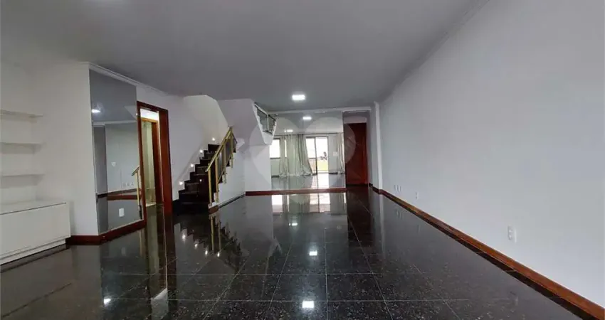 Cobertura à venda com 3 quartos, sendo 2 suítes, no condomínio golden tijuca, rio de janeiro - rj