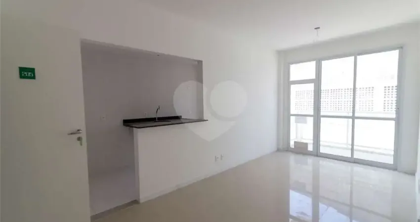 Apartamento à venda com 2 quartos, sendo 1 suíte, no condomínio jardins da vila, rio de janeiro - rj