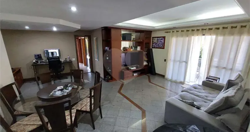 Apartamento com 3 quartos à venda em Tijuca - RJ