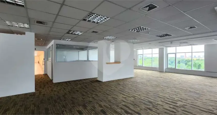 Sala comercial à venda ou para alugar no condomínio vitor civita, rio de janeiro - rj