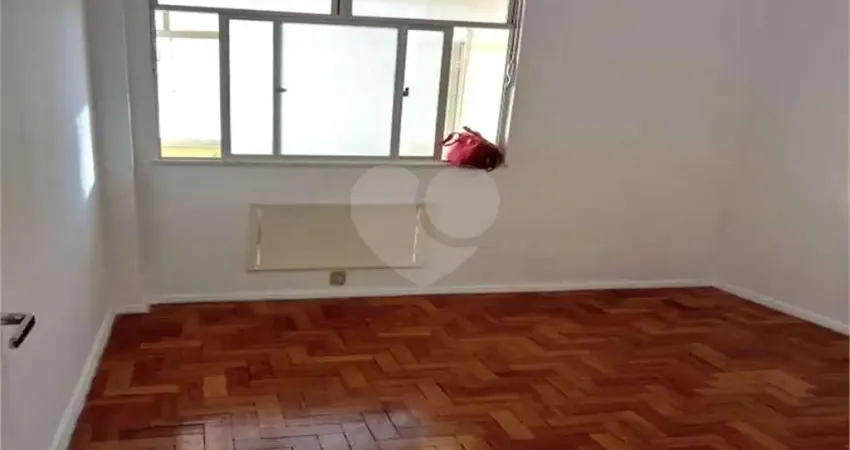 Apartamento à venda com 2 quartos no condomínio edificio marazul, rio de janeiro - rj