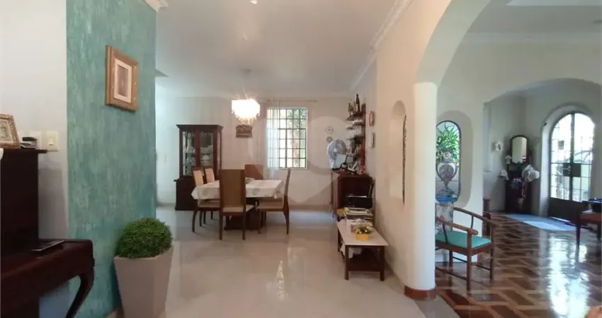 Casa com 4 quartos à venda na Nísia Floresta, --, Grajaú, Rio de Janeiro