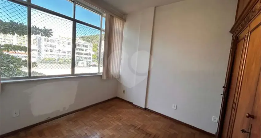 Apartamento à venda com 3 quartos no condomínio zenha, rio de janeiro - rj