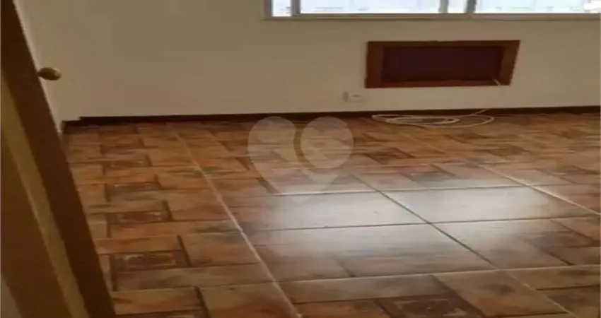 Apartamento com 1 quartos à venda em Praça Da Bandeira - RJ