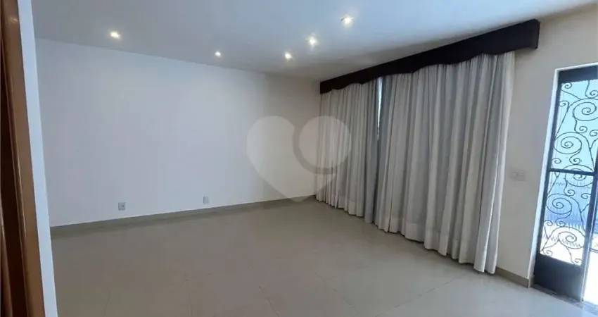 Casa de vila com 4 quartos à venda em Maracanã - RJ