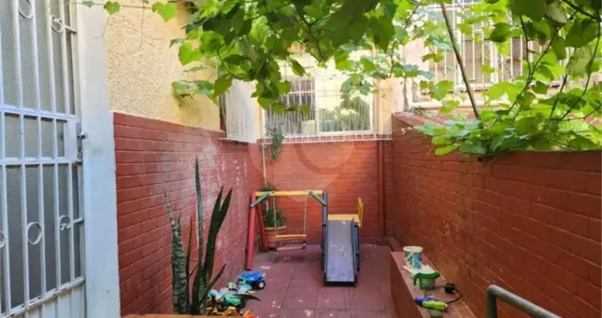 Apartamento à venda com 3 quartos no condomínio engenheiro adel 76, rio de janeiro - rj