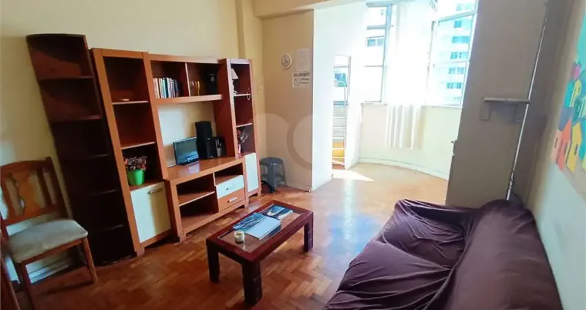 Apartamento à venda com 3 quartos, sendo 1 suíte,  no condomínio dos tabajaras, rio de janeiro - rj
