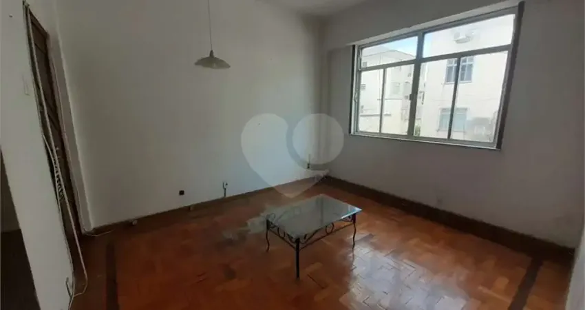 Apartamento à venda com 2 quartos no condomínio edifício faby, rio de janeiro - rj