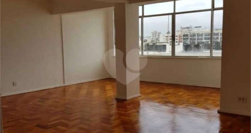 Apartamento com 3 quartos à venda ou para locação em Botafogo - RJ