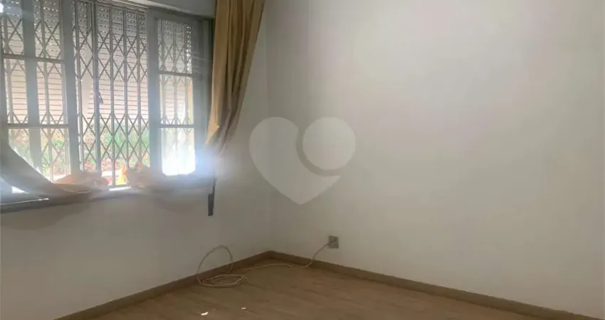 Apartamento à venda com 2 quartos no condomínio Residencial Magaras, Rio de Janeiro - RJ