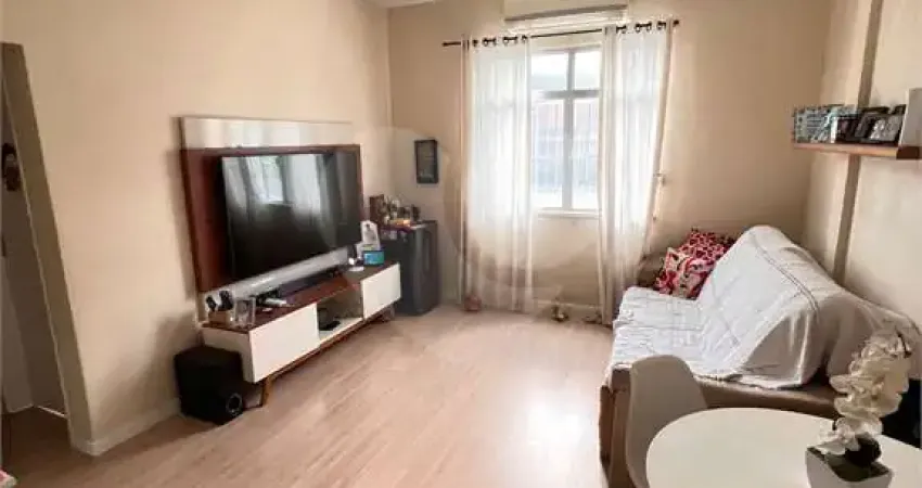 Apartamento à venda com 2 quartos no condomínio edifício condessa, rio de janeiro - rj