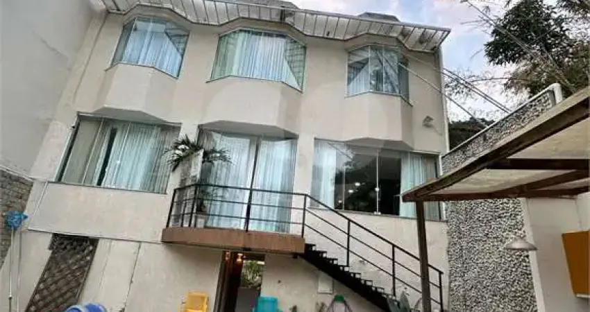 Casa à venda com 5 quartos, sendo 4 suítes,  em tijuca, rio de janeiro - rj