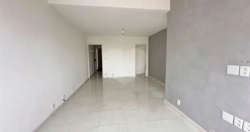 Apartamento à venda com 3 quartos, sendo 1 suíte,  no condomínio edifício pereira das neves, rio de janeiro - rj