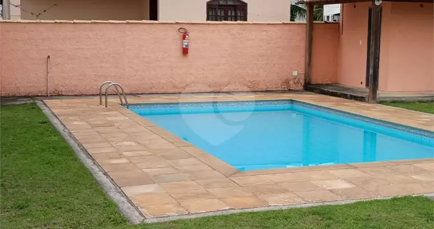 Casa à venda com 3 quartos, sendo 1 suíte,  em boqueirão, saquarema - rj