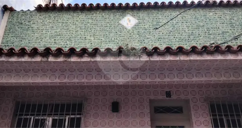 Casa de vila à venda com 2 quartos em grajaú, rio de janeiro - rj