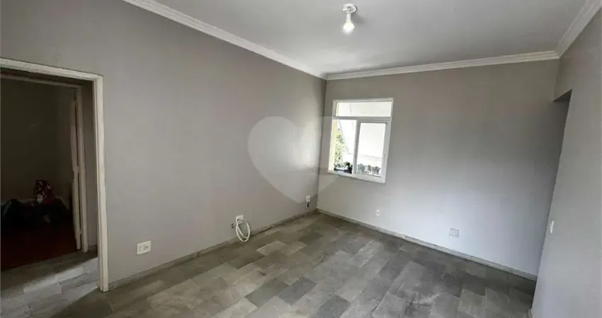 Apartamento à venda com 2 quartos no condomínio marquês de valença, rio de janeiro - rj