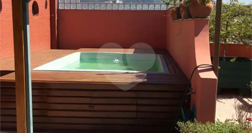 Cobertura à venda com 4 quartos, sendo 2 suítes, no condomínio amália, rio de janeiro - rj