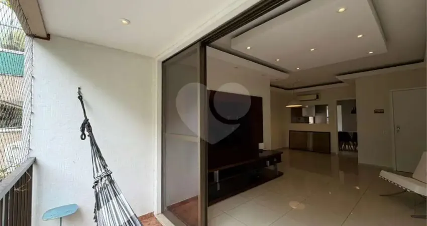 Apartamento à venda com 2 quartos, sendo 1 suíte, no condomínio Edifício Professor Saldanha, Rio de Janeiro - RJ