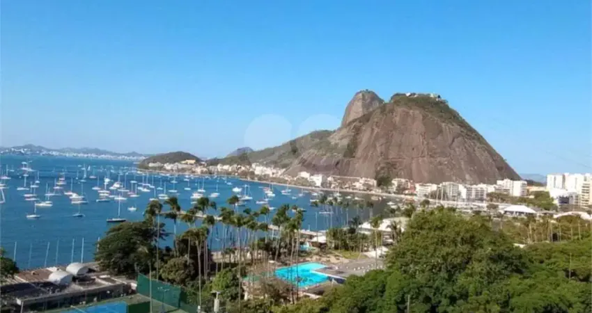 Cobertura à venda com 2 quartos, sendo 1 suíte, no condomínio do Edifício Ojan, Rio de Janeiro - RJ