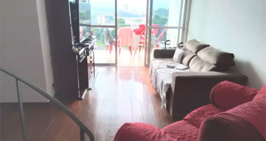 Cobertura à venda com 3 quartos, sendo 1 suíte, no condomínio Jardim Tijuca, Rio de Janeiro - RJ