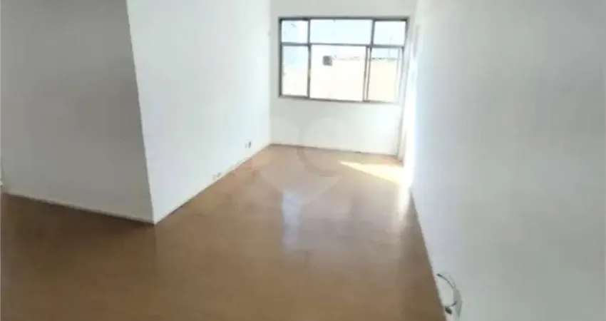 Apartamento à venda com 2 quartos, sendo 1 suíte, no condomínio Vivendas Ouro Preto, Rio de Janeiro - RJ