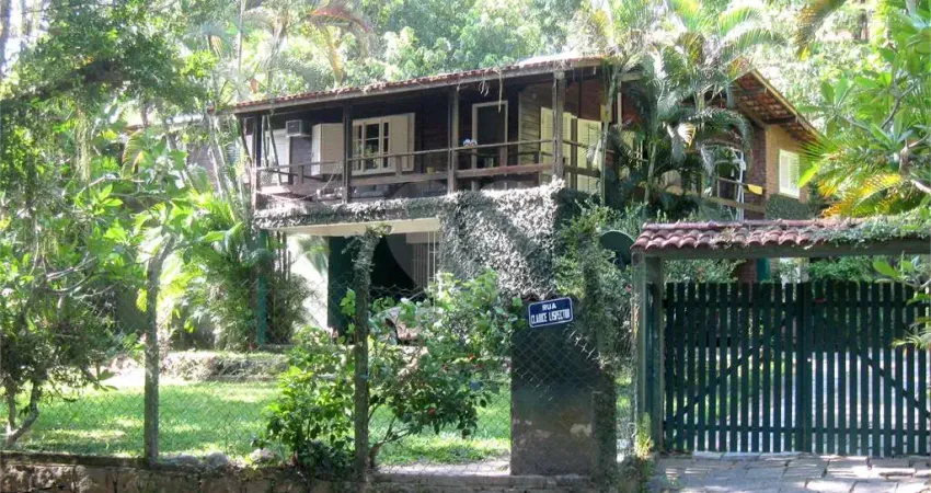 Casa à venda com 3 quartos, sendo 1 suíte,  em itanhangá, rio de janeiro - rj