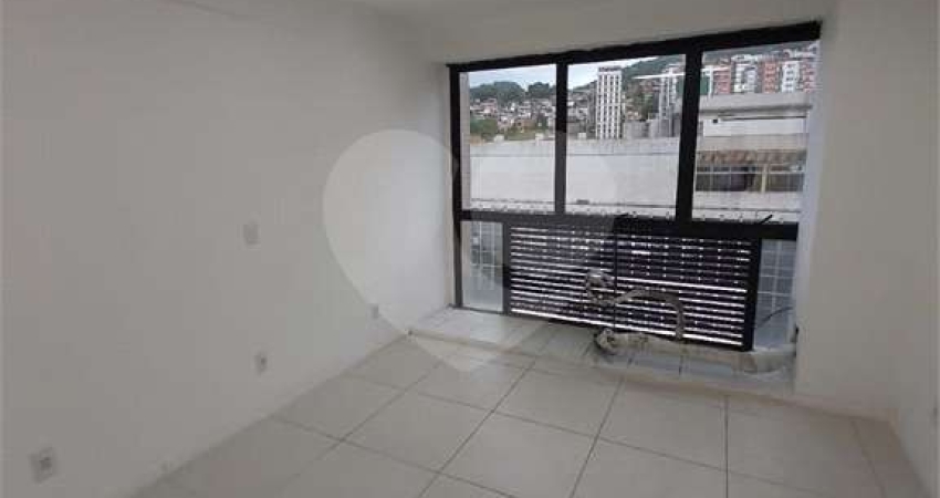 Salas à venda em Tijuca - RJ