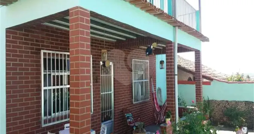 Casa à venda com 4 quartos, sendo 1 suíte, em caminho de búzios, cabo frio - rj