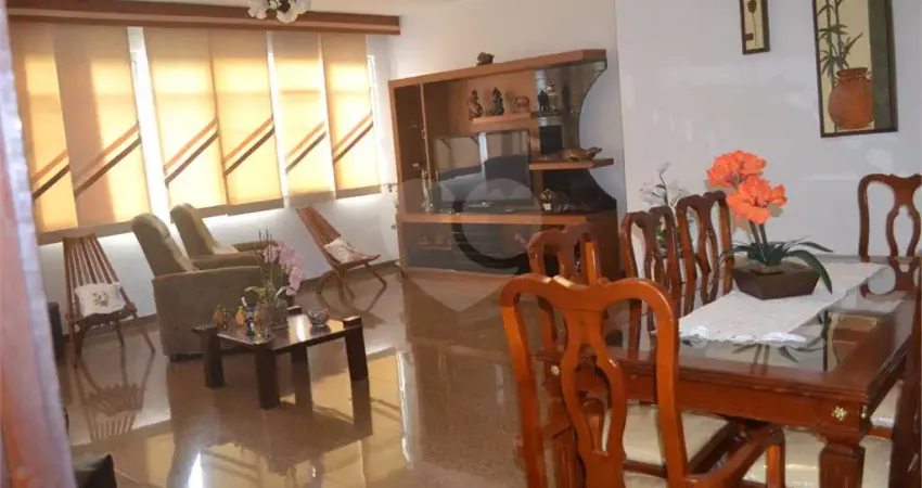 Apartamento à venda com 4 quartos, sendo 1 suíte,  no condomínio 18 outubro, rio de janeiro - rj