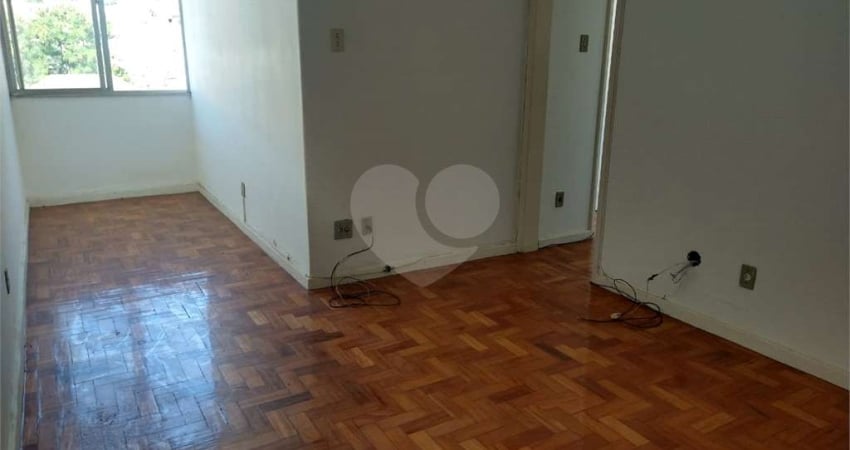 Apartamento com 2 quartos à venda em Rio Comprido - RJ