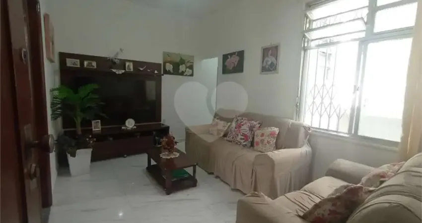 Apartamento à venda com 2 quartos no condomínio edifício são sebastião, rio de janeiro - rj