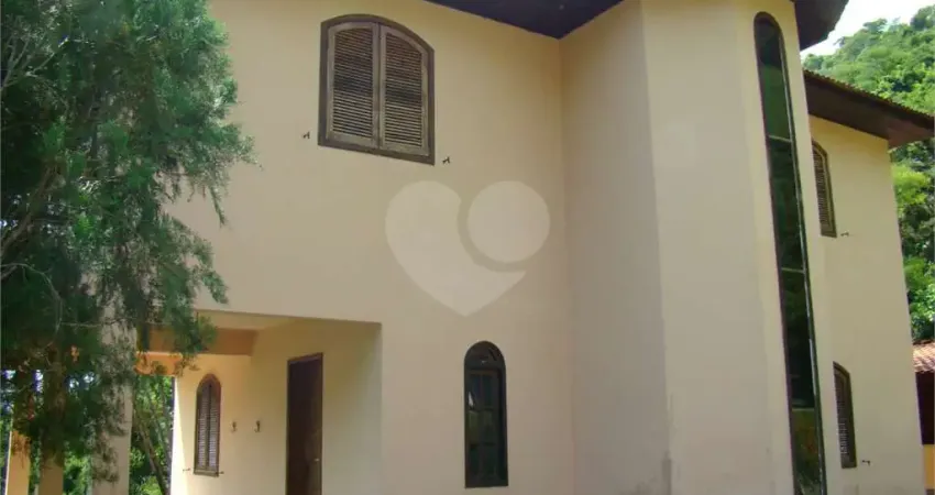 Fazenda à venda com 7 quartos, sendo 3 suítes,  em professor souza, casimiro de abreu - rj