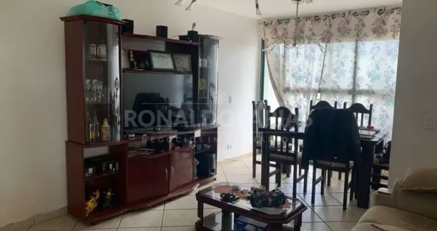 Apartamento a venda com 70m² 03 dormitórios  em Interlagos