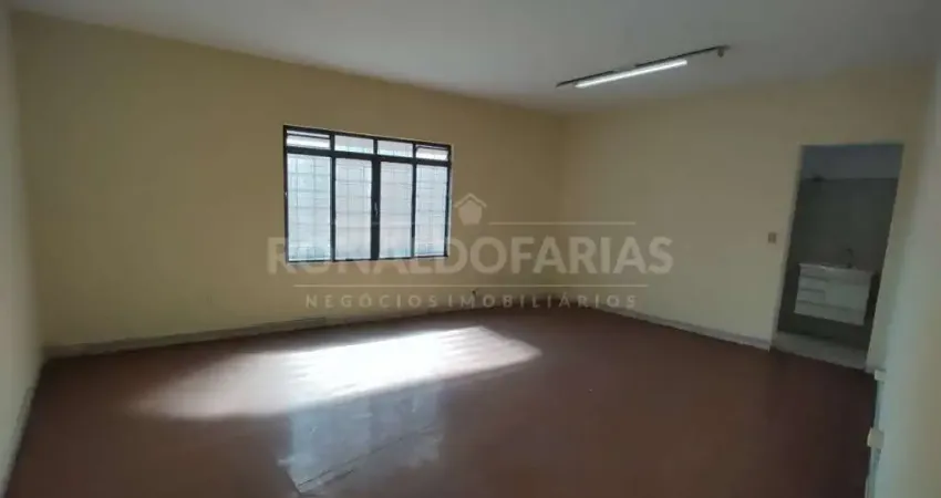 Sala comercial para locação  com 26m² na região de Interlagos.