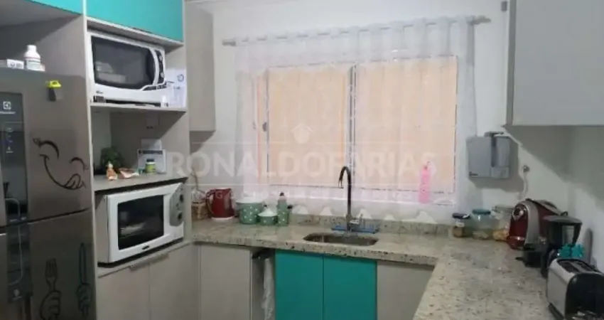 Sobrado a venda com 125 m² ,02 dormitórios na região do Socorro
