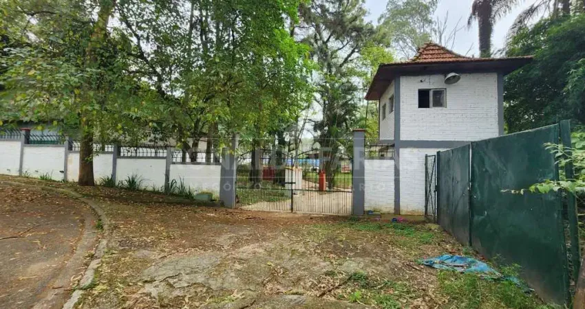Terreno à venda em frente ao clube de campo do castelo 1.264 m²