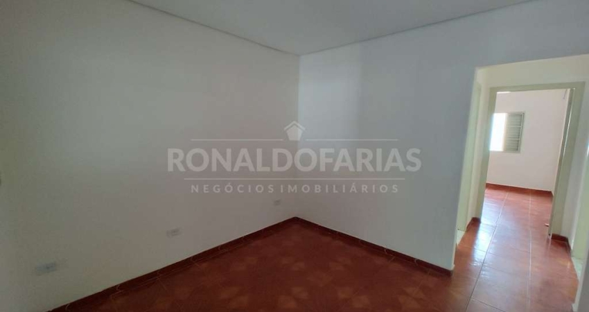 Casa térrea para Locação Comercial e ou Residencial Parque Brasil ao lado da estação CPTM Grajau